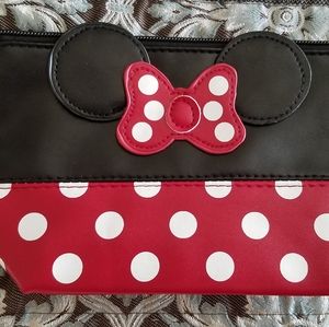 Cosmetic bag